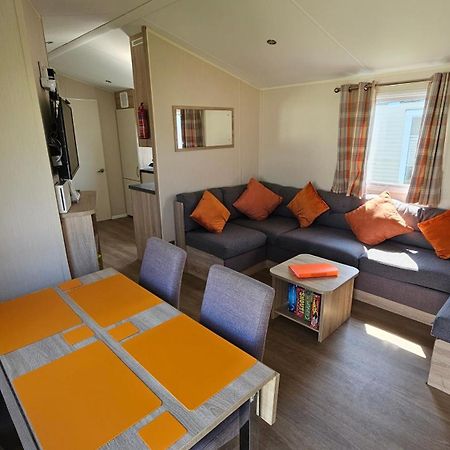 Kp Holiday Home Corton  Eksteriør billede