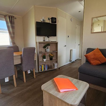 Kp Holiday Home Corton  Eksteriør billede