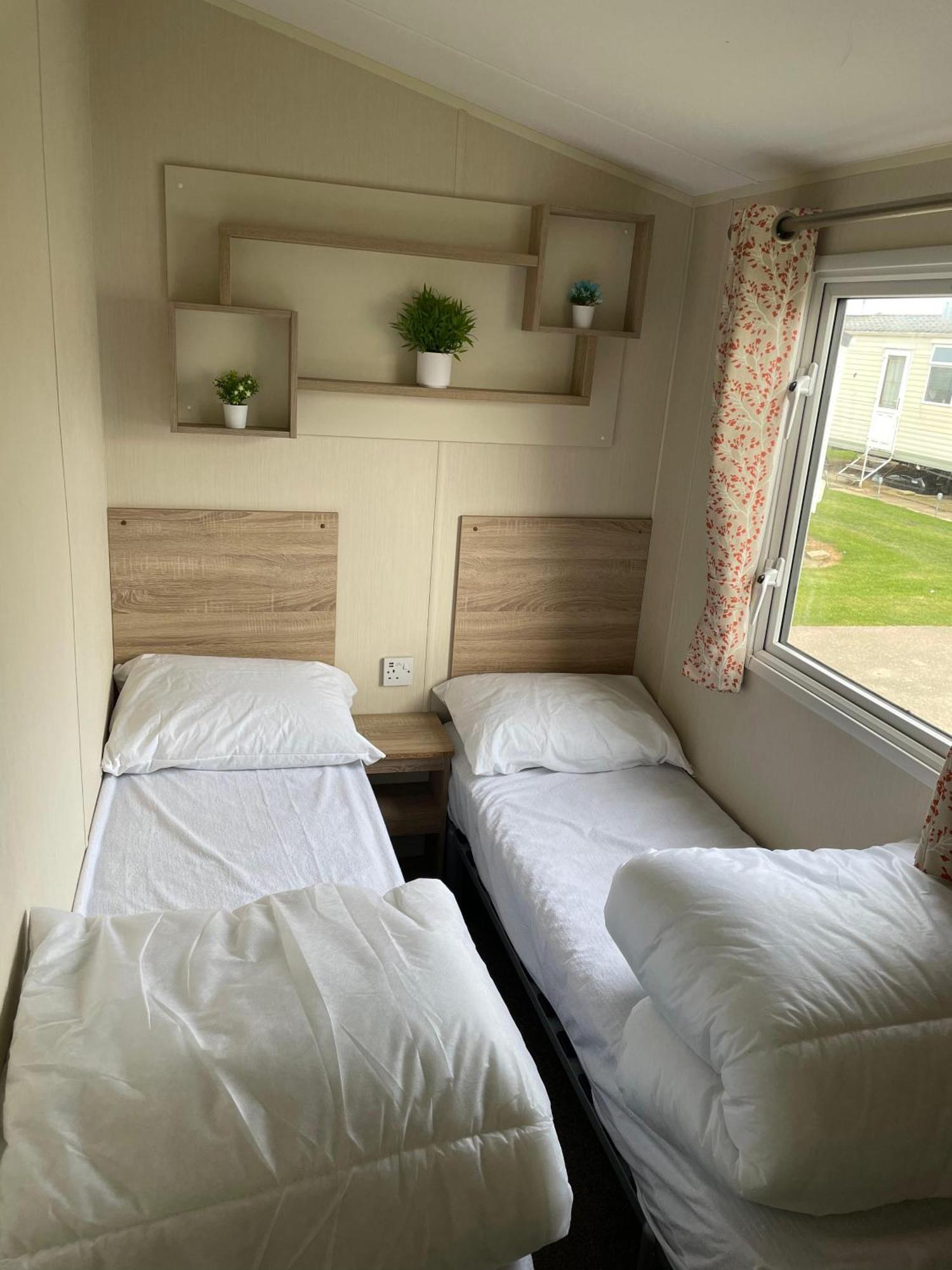 Kp Holiday Home Corton  Eksteriør billede